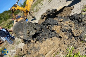 Небезпечні відходи із цистерн нафтопроводу «Самара – Західний напрямок» таємно «закопували» в ґрунт на Закарпатті