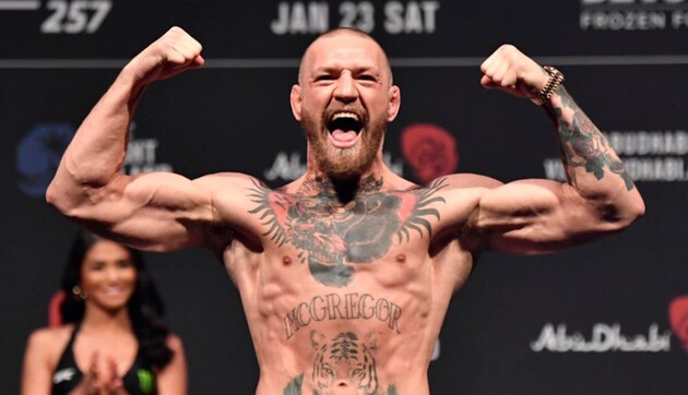 Макгрегор сломал ногу в бою с Порье