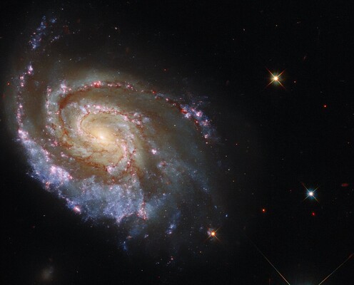 Галактика находится в созвездии Индейца