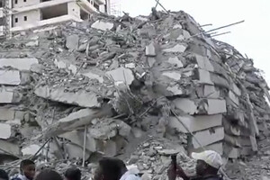 В Нигерии обрушилcя 22-этажный жилой дом – сотни человек пропали без вести