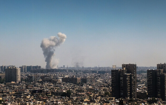 Израиль нескольким ракетами нанес удар по пригороду Дамаска