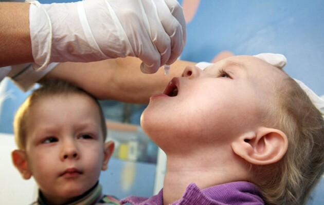 На Закарпатье агрессивно распространяется полиовирус