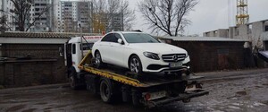 Харьковская исполнительная служба конфисковала автомобиль у гражданина Нигерии из-за неуплаченных штрафов ПДД