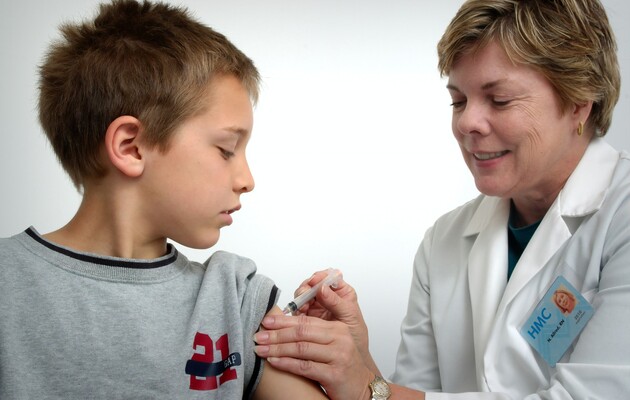 Коста-Рика перша в світі запровадила обов'язкову вакцинацію дітей від COVID-19