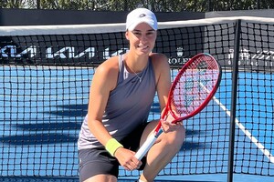Українська тенісистка Калініна виграла турнір у Франції