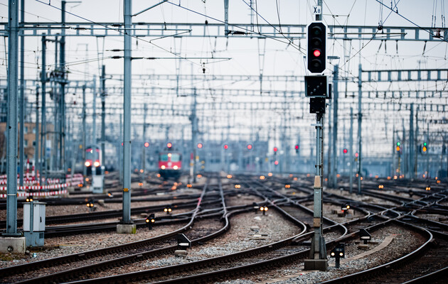 «Укрзалізниця» попередила про можливі півторагодинні затримки поїздів