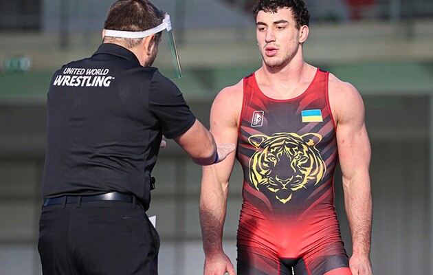 Новиков - звезда греко-римской борьбы