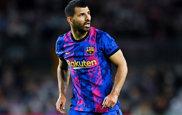 Агуэро перешел в "Барселону" прошлым летом