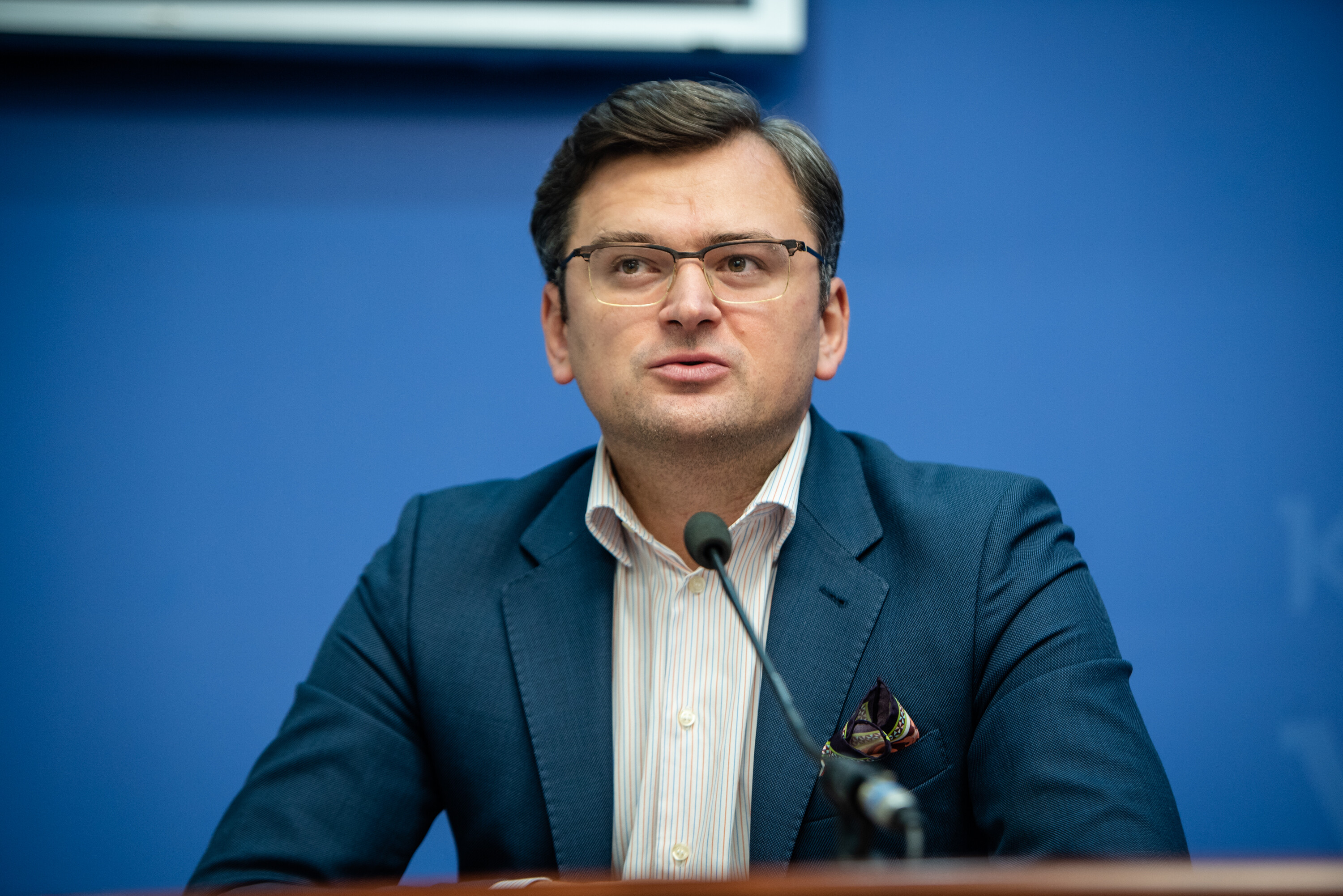 Кулеба: «Украина не планирует наступательных военных операций на Донбассе»