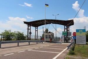 Верещук обещает регулярные перевозки в Крым через КПВВ 