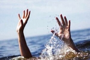 У Чорному морі перекинувся човен: двоє людей загинуло