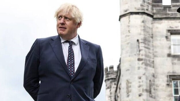 Джонсон предложил Макрону усилить борьбу против нелегальной миграции через Ла-Манш