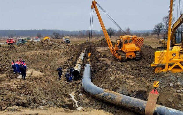 Вантову ділянку української ГТС над Дністром відправили під дно ріки