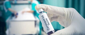 Обязательную всеобщую вакцинацию против COVID-19 будут вводить все больше стран — The Economist