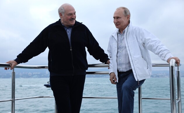 Белорусский диктатор Лукашенко признал Крым «де-факто российским»