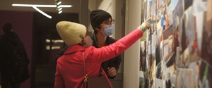 Истощение планеты деятельностью человека: донецкая «ИЗОЛЯЦИЯ» представила в Киеве выставку «Заземление»