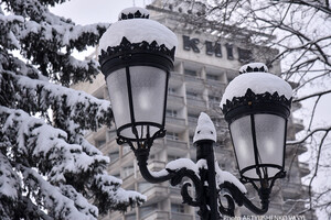 В Україні очікується мокрий сніг, дощ та ожеледиця