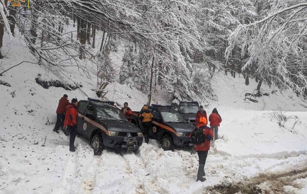 Пошуки зниклого чоловіка. Фото з Facebook ДСНС по Закарпатській області