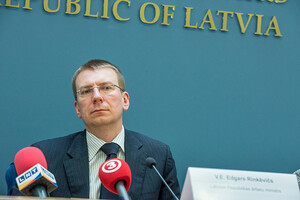 Глава МЗС Латвії: «У разі вторгнення в Україну РФ потрібно відключити від SWIFT і вдарити по «Північному потоку-2»