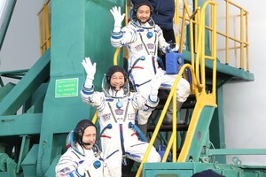 Росія запустила на МКС перших за 12 років космічних туристів