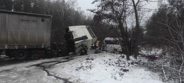 Смертельна ДТП на Чернігівщині: правоохоронці затримали водія вантажівки
