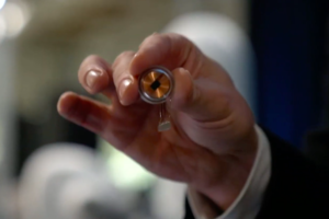 Мозговые импланты Neuralink планируют устанавливать людям с 2022 года: кто первым получит чип
