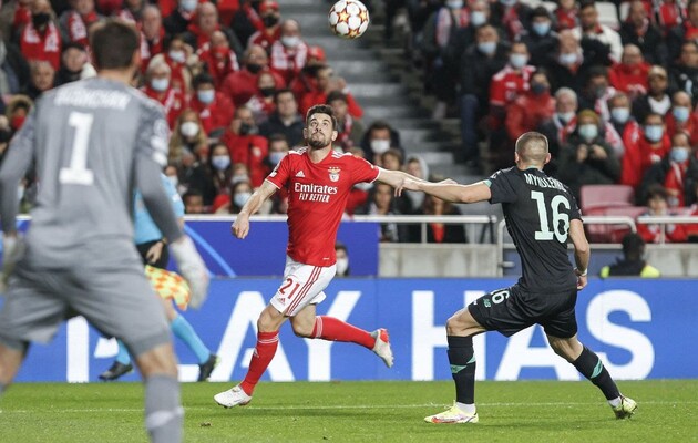 "Бенфика" вышла в плей-офф Лиги чемпионов 