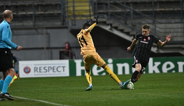 Назаріна потужно вистрілив зі штрафного