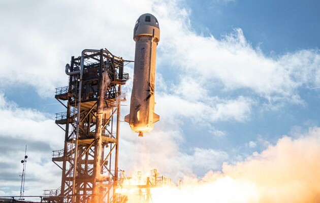 Сегодня ракета New Shepard стартует в суборбитальный полет с шестью туристами на борту