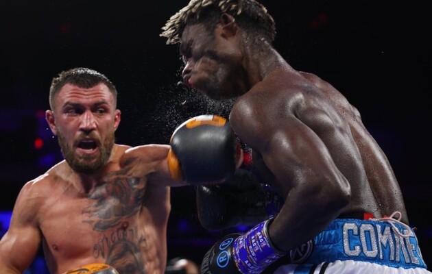 Ломаченко сумел отправил Комми в нокдаун