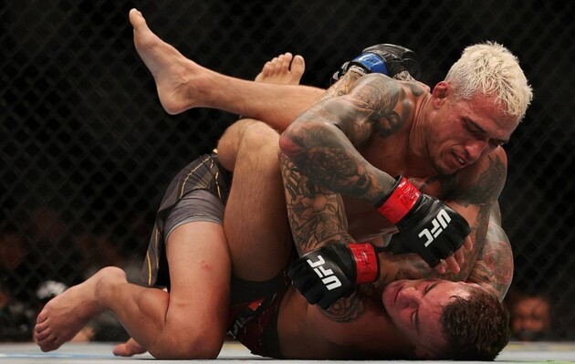 Олівейра здобув дострокову перемогу