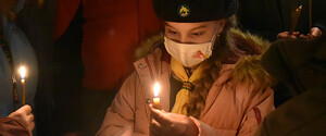 В Украину прибыл Вифлеемский Огонь Мира: фоторепортаж