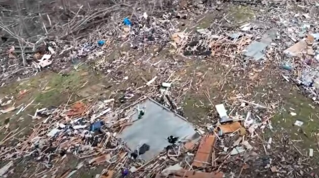 Губернатор Кентукки просит объявить последствия торнадо федеральной катастрофой