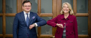 Помічниця держсекретаря США Карен Донфрід скоординувала позиції України та США перед візитом до Москви