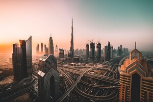 ОАЕ стали першою країною у світі, яка офіційно запровадила скорочений робочий тиждень