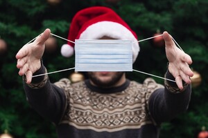 Сезон праздников может принести стресс: The Washington Post рассказывает, как с ним справиться