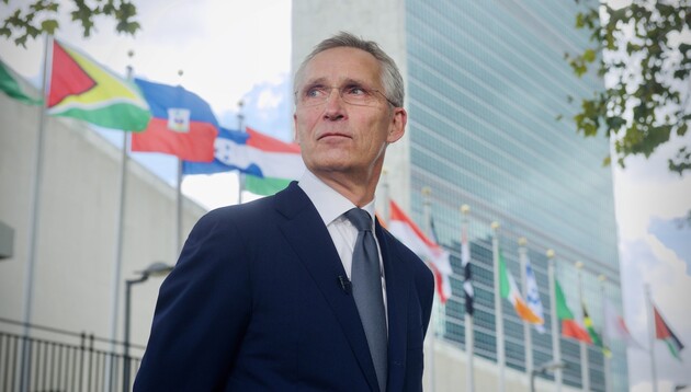 Генсек НАТО назвал Россию агрессором и призвал ее изменить поведение