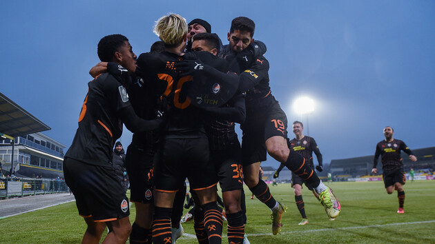 "Шахтер" опережает "Динамо" на два очка