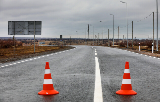 Во Львовской области за деньги педагогов собрались ремонтировать дороги