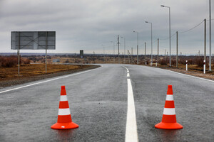 На Львівщині за кошти освітян зібралися ремонтувати дороги