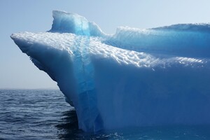 Ученые зафиксировали в Гренландии аномально высокую температуру