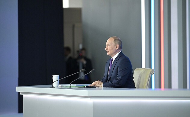 Путин хочет, что Украина поменяла Конституцию под Минские соглашения