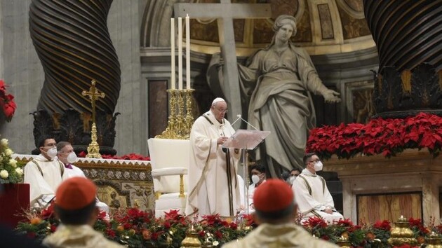 В Ватикане состоялось богослужение в католическом Соборе святого Петра: мессу отслужил лично папа римский Франциск