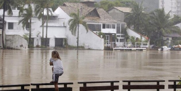 Наводнение в Бразилии унесло жизни 20 человек