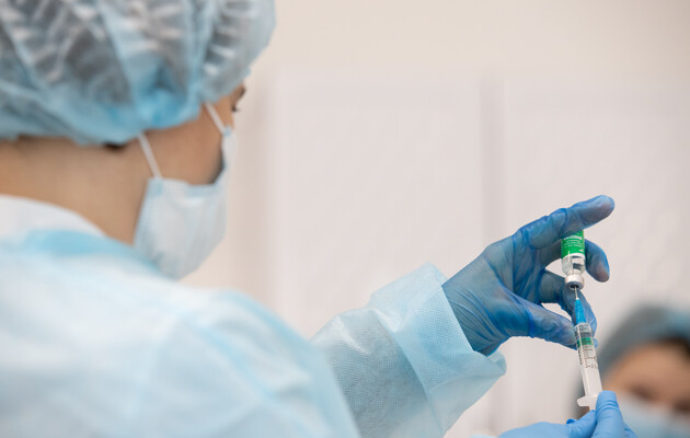 "Вакцину" назвали словом року одразу два словники