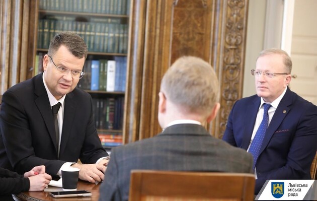 Кабмін звільнив заступник міністра освіти, який оскандалився під час візиту до Львова