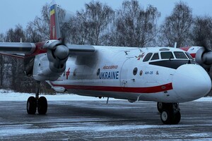 Постраждалу в пожежі в косівській лікарні медпрацівницю літаком переправили до Києва
