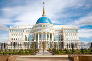 В Алмати протестувальники захопили резиденцію президента Казахстану – ЗМІ