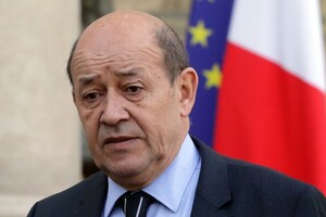 Франція знову говорить про необхідність вибагливого діалогу з Росією