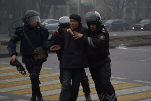 У Казахстані затримали вже понад п'ять тисяч осіб